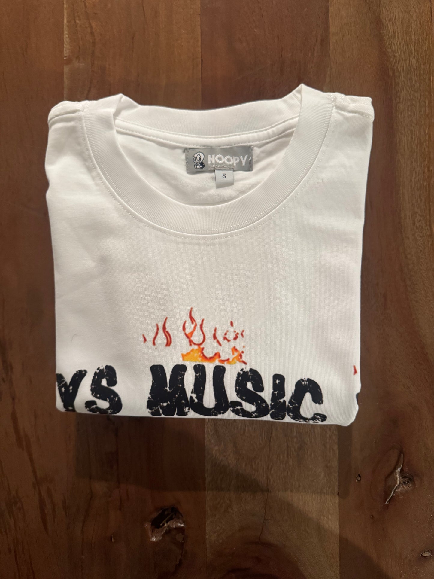 Noopy music tour white T SHIRT